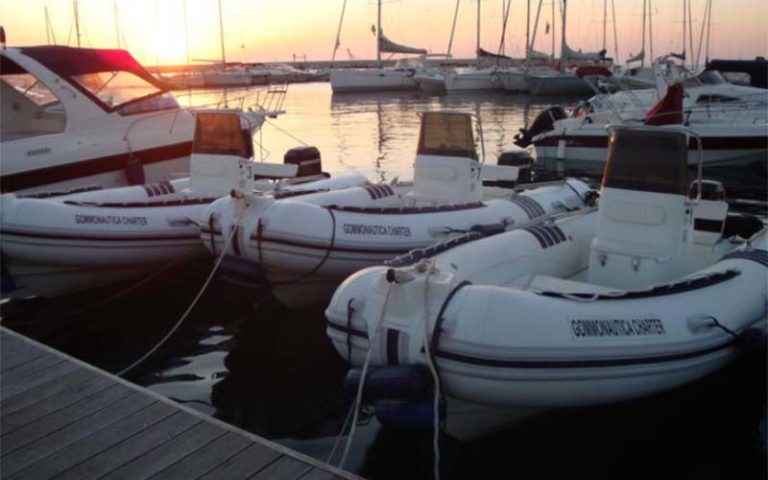 marina yachting portolano gallipoli